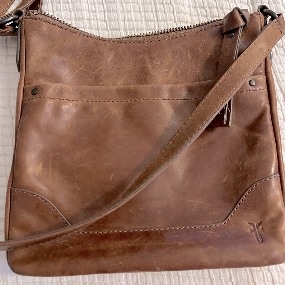 Frye Melissa Swingpack, like new